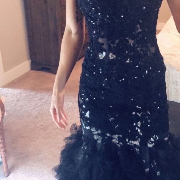 Neiman Marcus Jovani Prom Dress - Picture 4 of 4